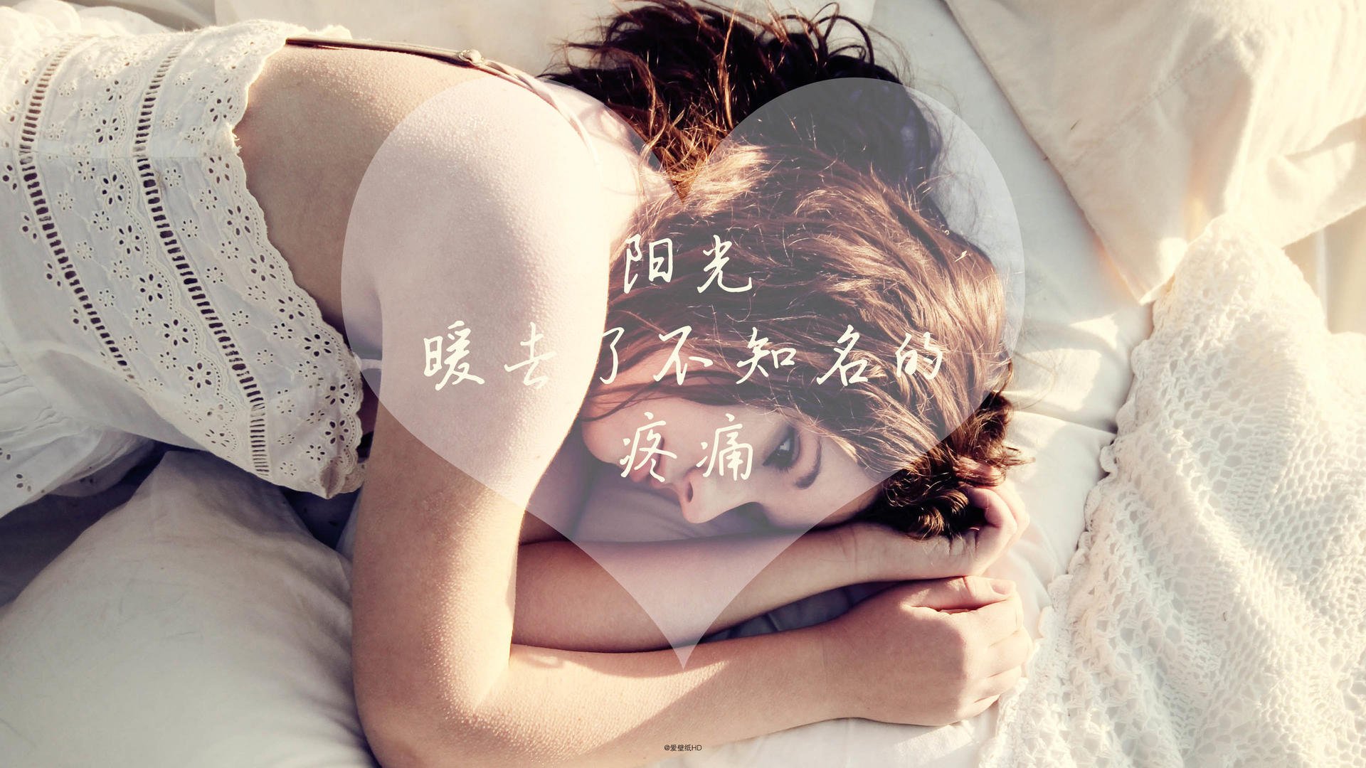 九游网游官网-巴黎圣日尔曼正式官宣新援加盟，豪门再补强，巴黎圣日尔曼全队合照