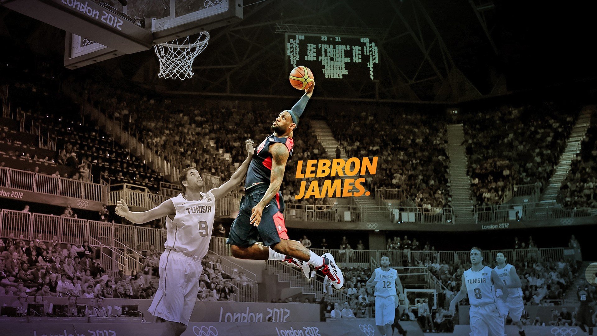 球迷为主队加油打气自制应援物成为现场最亮眼的存在，打球应援口号